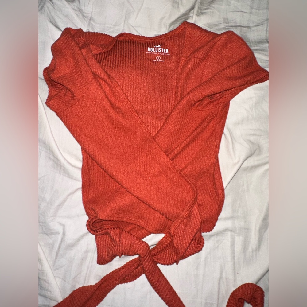 Hollister Wrap tie waist top